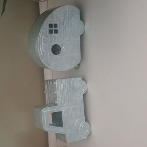 Metal Truck & Camper Decor